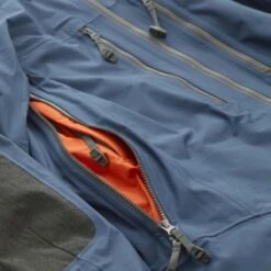 FjallRaven Mens Bergtagen Lite Insulation Jacket -Fjallraven fjallraven men s bergtagen lite insulation jacket 128