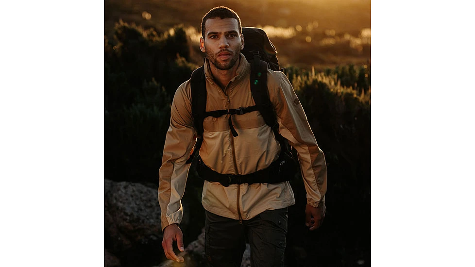 Fjallraven Abisko Hike Jacket - Men's 10 Fjallraven Abisko Hike Jacket - Men's - Image 10