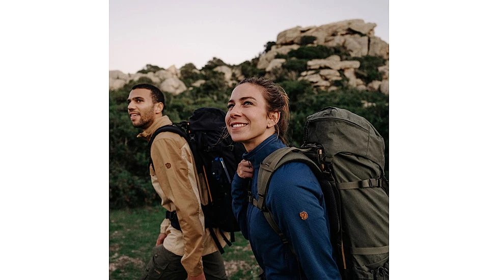 Fjallraven Abisko Hike Jacket - Men's 14 Fjallraven Abisko Hike Jacket - Men's - Image 14