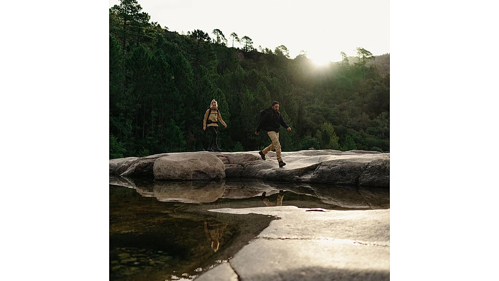 Fjallraven Abisko Midsummer Jacket - Women's 12 Fjallraven Abisko Midsummer Jacket - Women's - Image 12