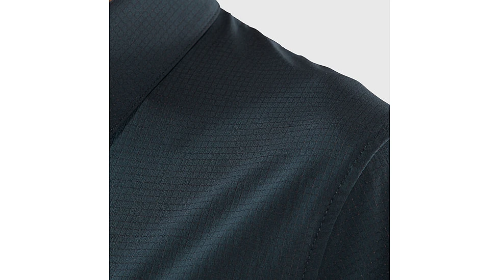 Fjallraven Abisko Trekking Short Sleeve Shirt - Men's 11 Fjallraven Abisko Trekking Short Sleeve Shirt - Men's - Image 11