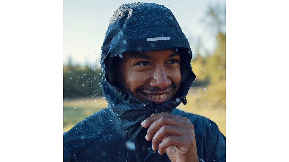 Fjallraven High Coast Hydratic Jacket - Men's 18 Fjallraven High Coast Hydratic Jacket - Men's - Image 18