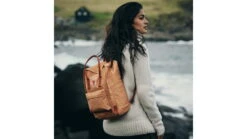 Fjallraven Kanken Daypack 37 Fjallraven Kanken Daypack -Fjallraven opplanet fjallraven kanken daypack peach sand terracotta brown one size f23510 241 243 one size av 3